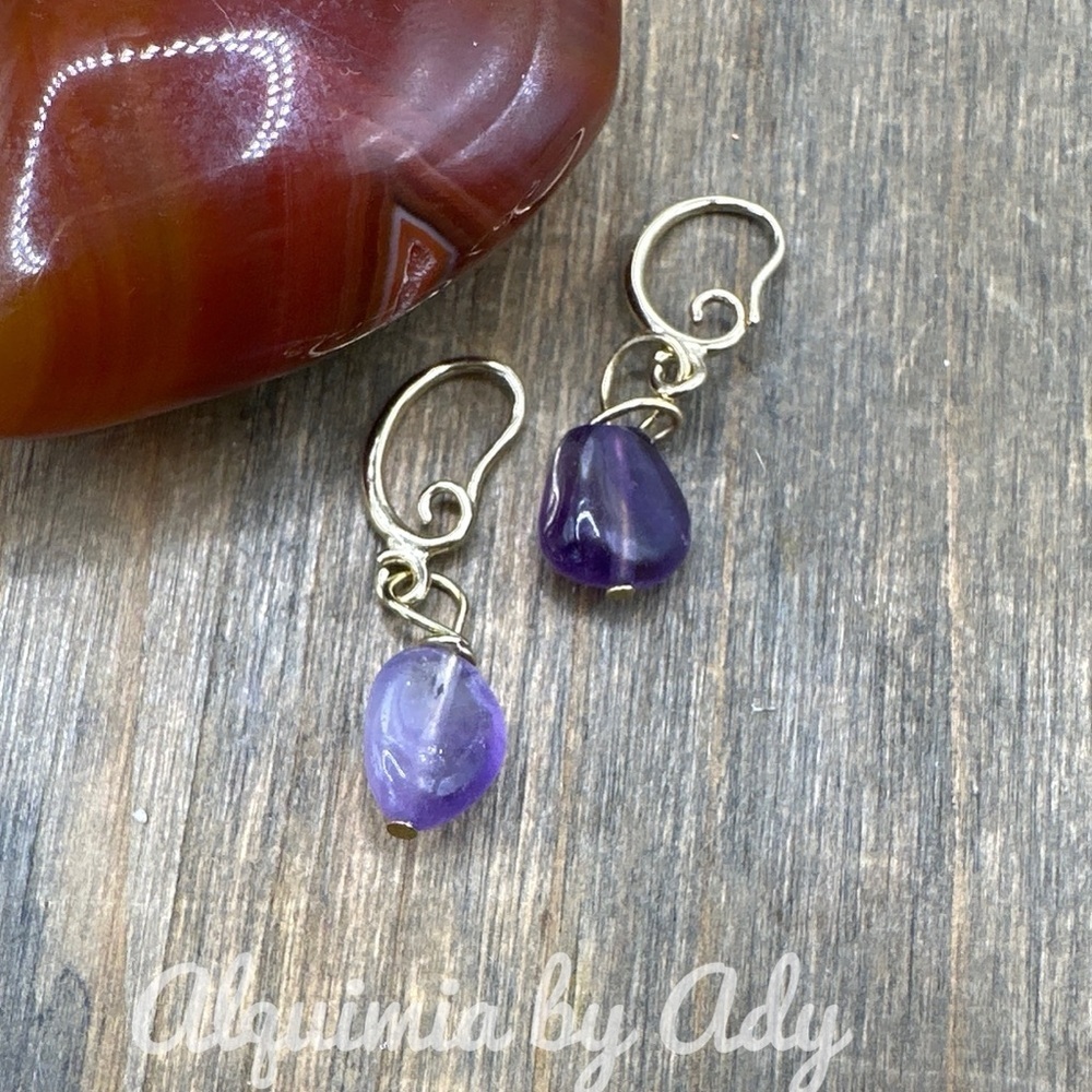 Alquimia Purple Earrings with Teardrop Gemstones and Silver Hooks amethyst